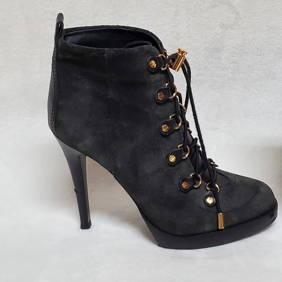 TORY Burch Halima Gray Camel Suede Gold Accent Lace-up Platform Ankle Booties 9M - Picture 9 of 15